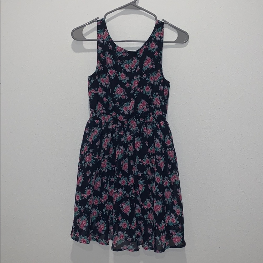 Blue floral open back dress by monteau